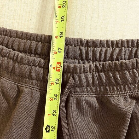 NWT Jordan Women's Fleece Light Olive Sweatpants Sz 3X Loose Fit Drawcord Waist - Picture 12 of 12